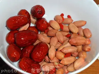 Make Hanayama peanut stew fan bones step 2