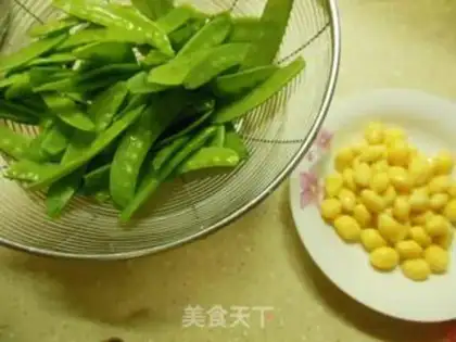 Make White fruit, Dutch beans step 1