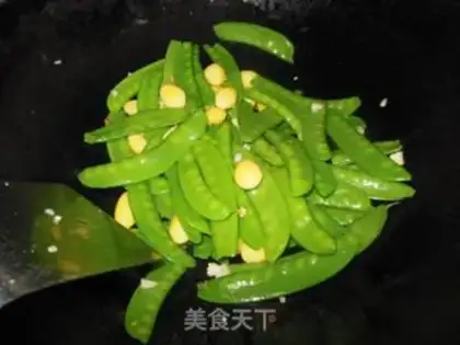 Make White fruit, Dutch beans step 7