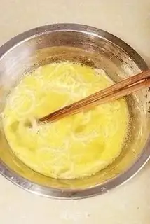 Make Silverfish fried eggs step 5