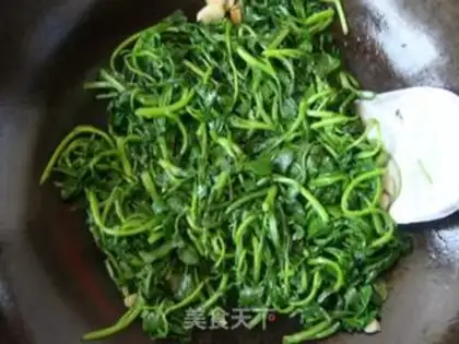 Make Garlic pastry step 5