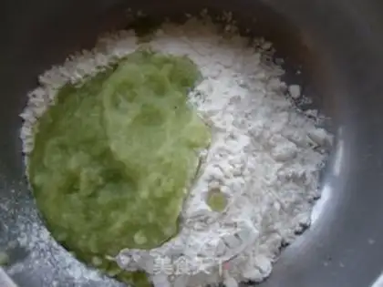 Make Homemade natural colour noodles step 1