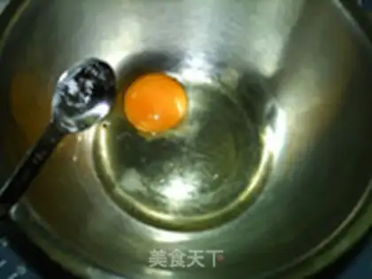 Make Low fat sesame egg rolls step 1