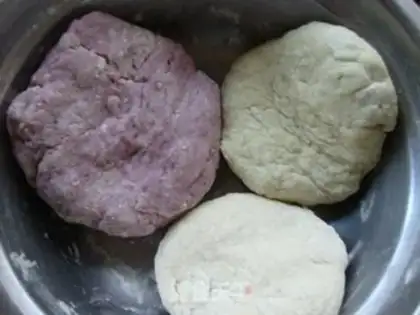 Make Homemade natural colour noodles step 3