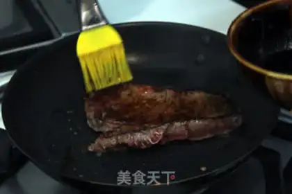 Make Fried black pepper steak step 4