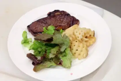 Make Fried black pepper steak step 9
