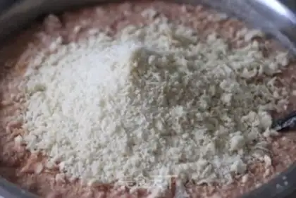 Make Fried beef balls step 4