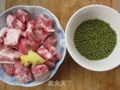 Make Bone green bean soup step 0