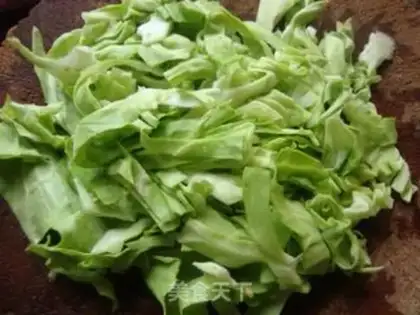 Make Eggs and noodles step 1