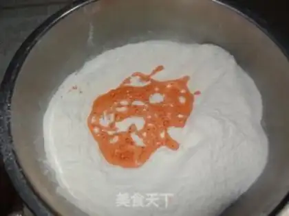 Make A gyro-coloured crotch step 2