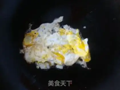 Make Eggs and noodles step 4