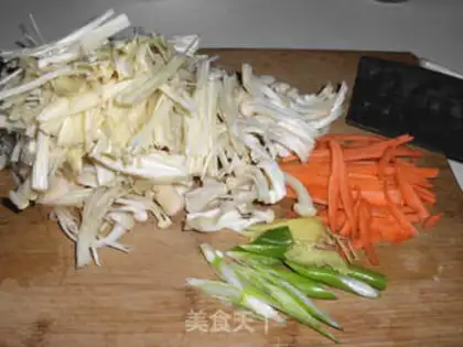 Make Goldcrackers, fried meat step 1