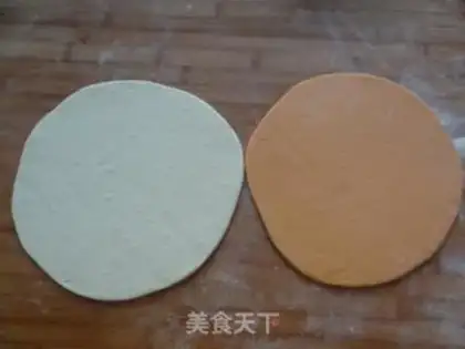 Make A gyro-coloured crotch step 5