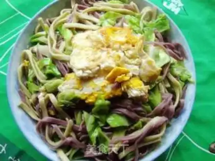 Make Eggs and noodles step 9