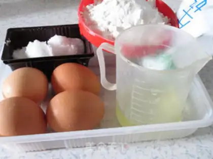 Make Strawberry birthday cake step 0