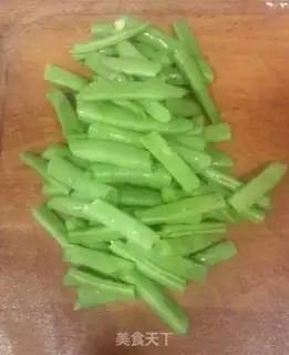 Make Snow gravy, four season beans step 0