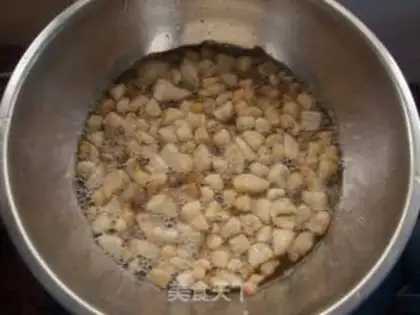 Make Get the pig oil step 4