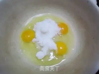 Make Strawberry yogurt step 1