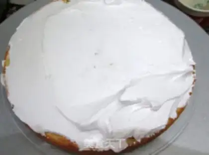 Make Strawberry birthday cake step 15
