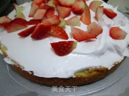 Make Strawberry birthday cake step 16