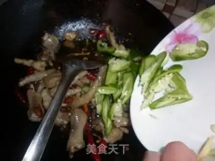 Make Hot chicken feet step 6