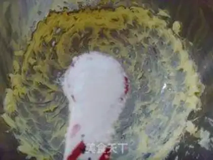Make Blueberry sauce cake step 0