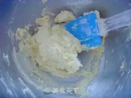 Make Blueberry sauce cake step 4