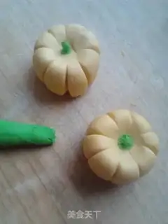 Make Pumpkin bag step 6