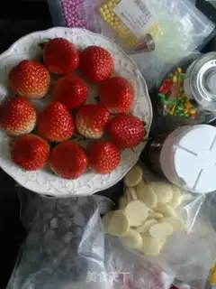 Make Strawberry lollipop step 0