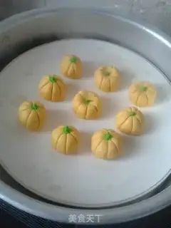 Make Pumpkin bag step 7