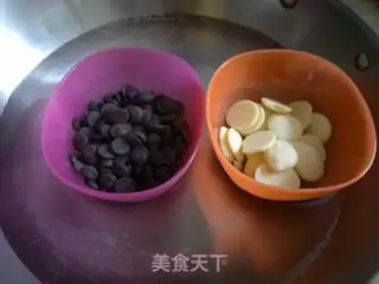 Make Strawberry lollipop step 3