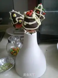 Make Strawberry lollipop step 7