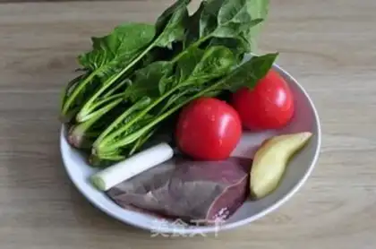 Make Tomato liver soup step 0