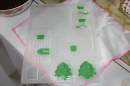 Make Chocolate Christmas house step 4