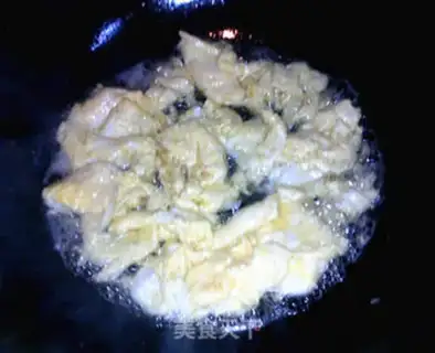 Make Green peppers for cheese and fried eggs step 4