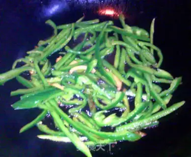 Make Green peppers for cheese and fried eggs step 6