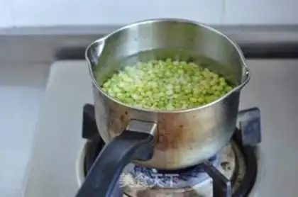 Make Emerald rice cake step 1