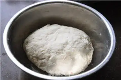 Make The meat dumplings step 4