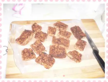Make Chocolate nut energy block step 7