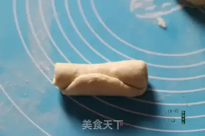Make Classic butter rolls step 1