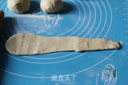 Make Classic butter rolls step 3
