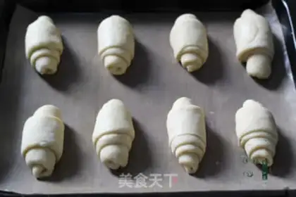 Make Classic butter rolls step 5