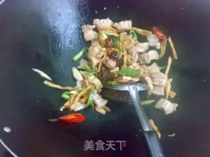 Make radish and fried meat step 6