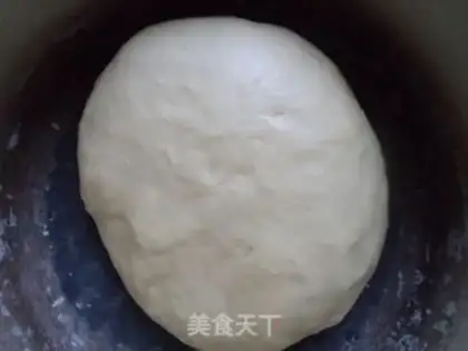 Make Tore bread with your hands step 4