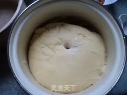 Make Tore bread with your hands step 5