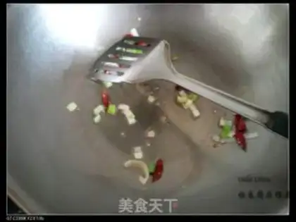 Make Spicy potatoes step 1