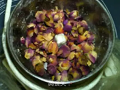Make Rose loaf step 1