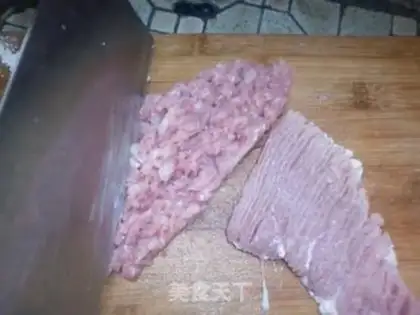 Make Pork dumplings step 1