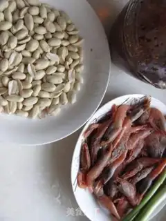 Make Peanut Arctic shrimp step 0