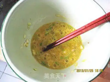 Make Onion omelet step 3